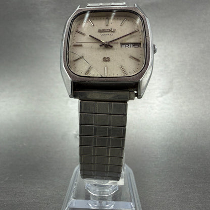 Seiko SQ Watch Men 32mm Silver Dial Silver Tone Daydate 8123-5129 New Battery4