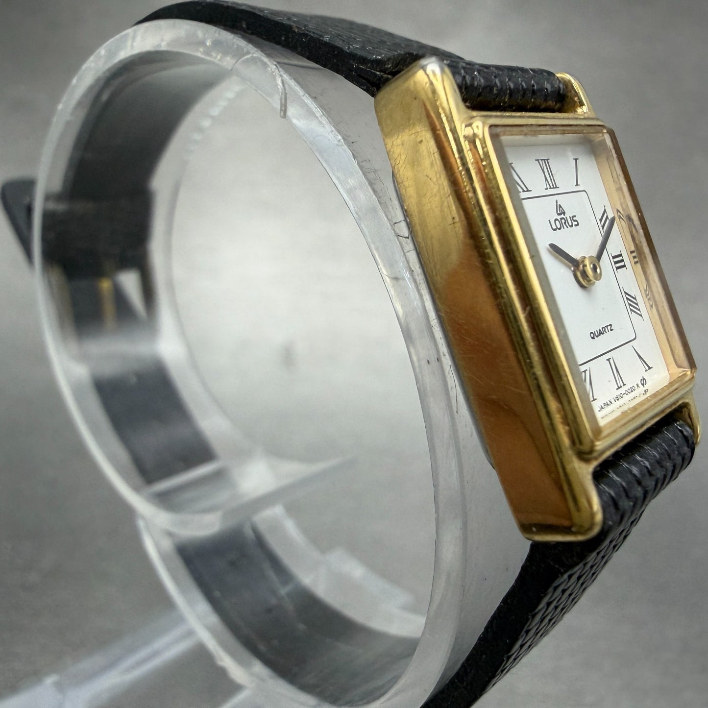 Seiko Lorus Tank Watch Women 17mm White Dial Gold Tone V810-5000 New Battery3