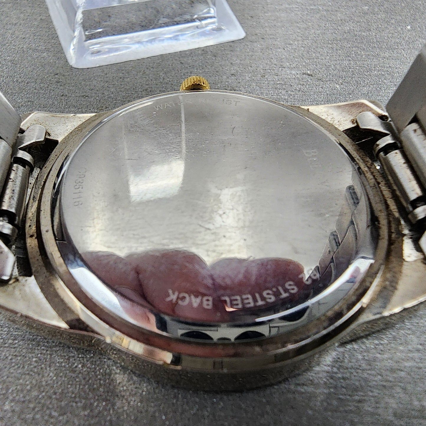 Bulova Caravelle Watch Men 40mm Black Dial two Tone Date Round 45D105 New Batt10