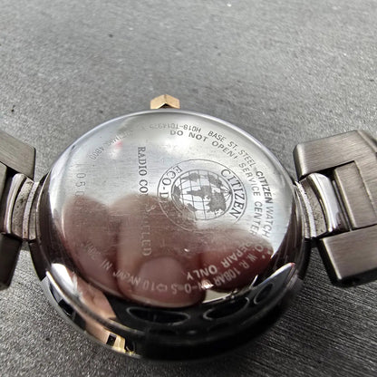 Citizen Eco-Drive Xc Watch Women 26mm Gray Dial Two Tone Date Atomic Round PARTS10
