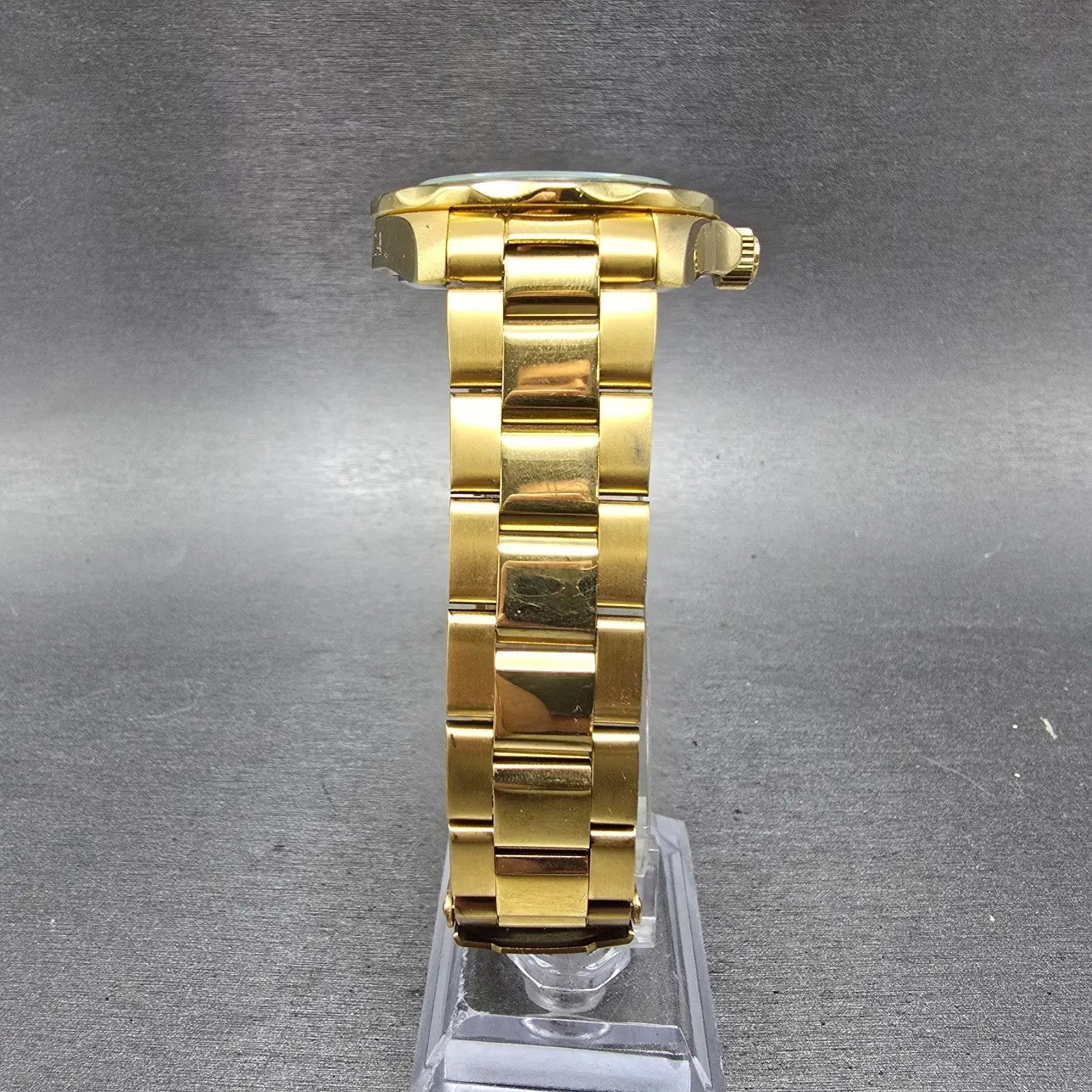 Invicta Pro Diver Watch Men 40mm Champagne Dial Gold Tone Date 14124 New Batt LH5