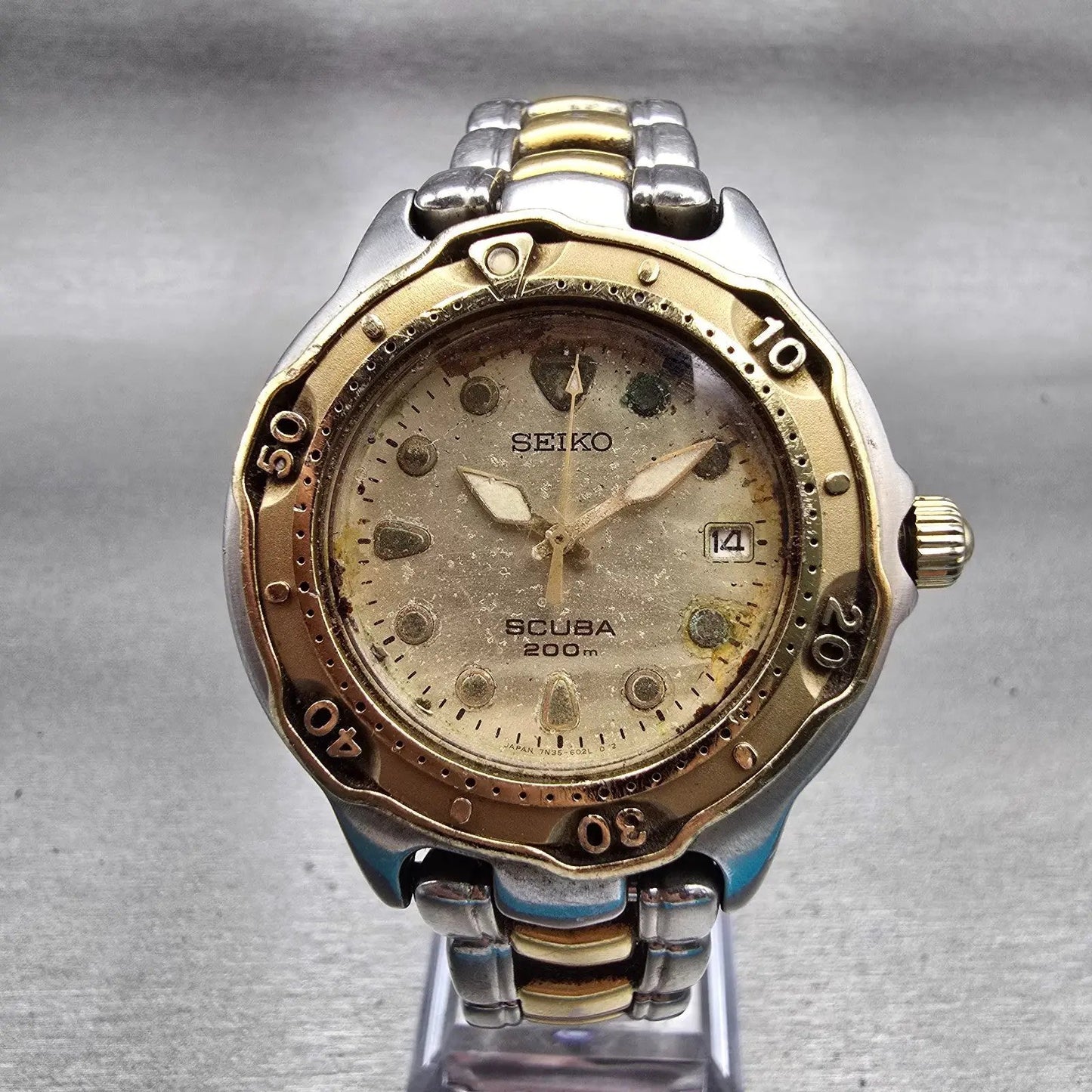 Seiko Scuba Dive Watch Men 38mm Champagne Dial Two Tone Date 7N35-6030 New Batt0
