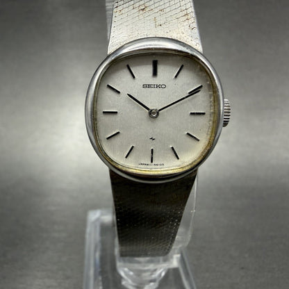 Seiko Watch Women 21mm Silver Dial Silver Tone Round Manual 11-4670 Runs0