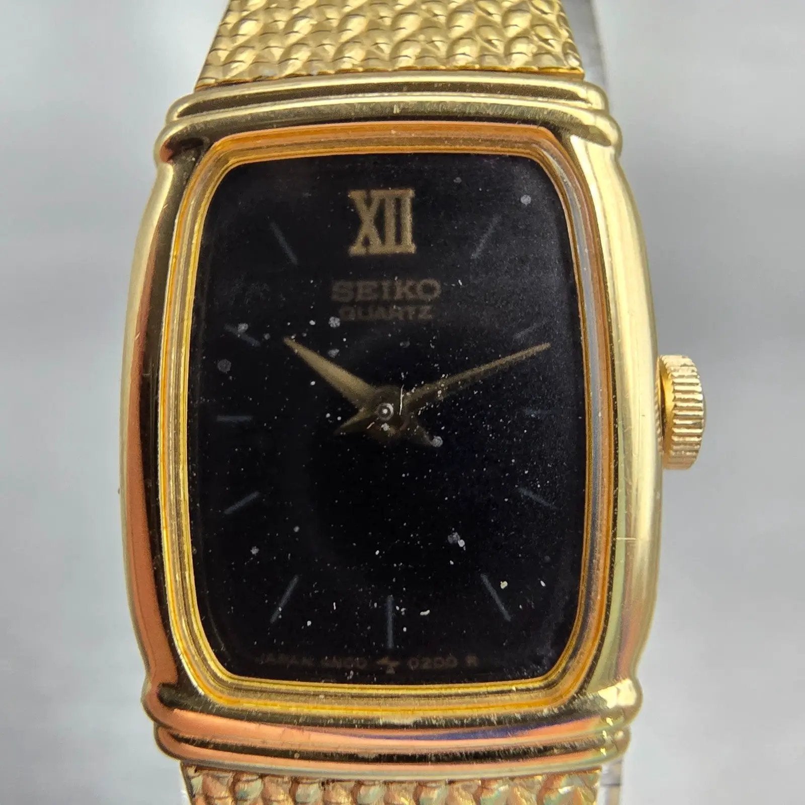Seiko Watch Women 15mm Black Dial Gold Tone Rectangle 4N00-5060 New Battery VTG1