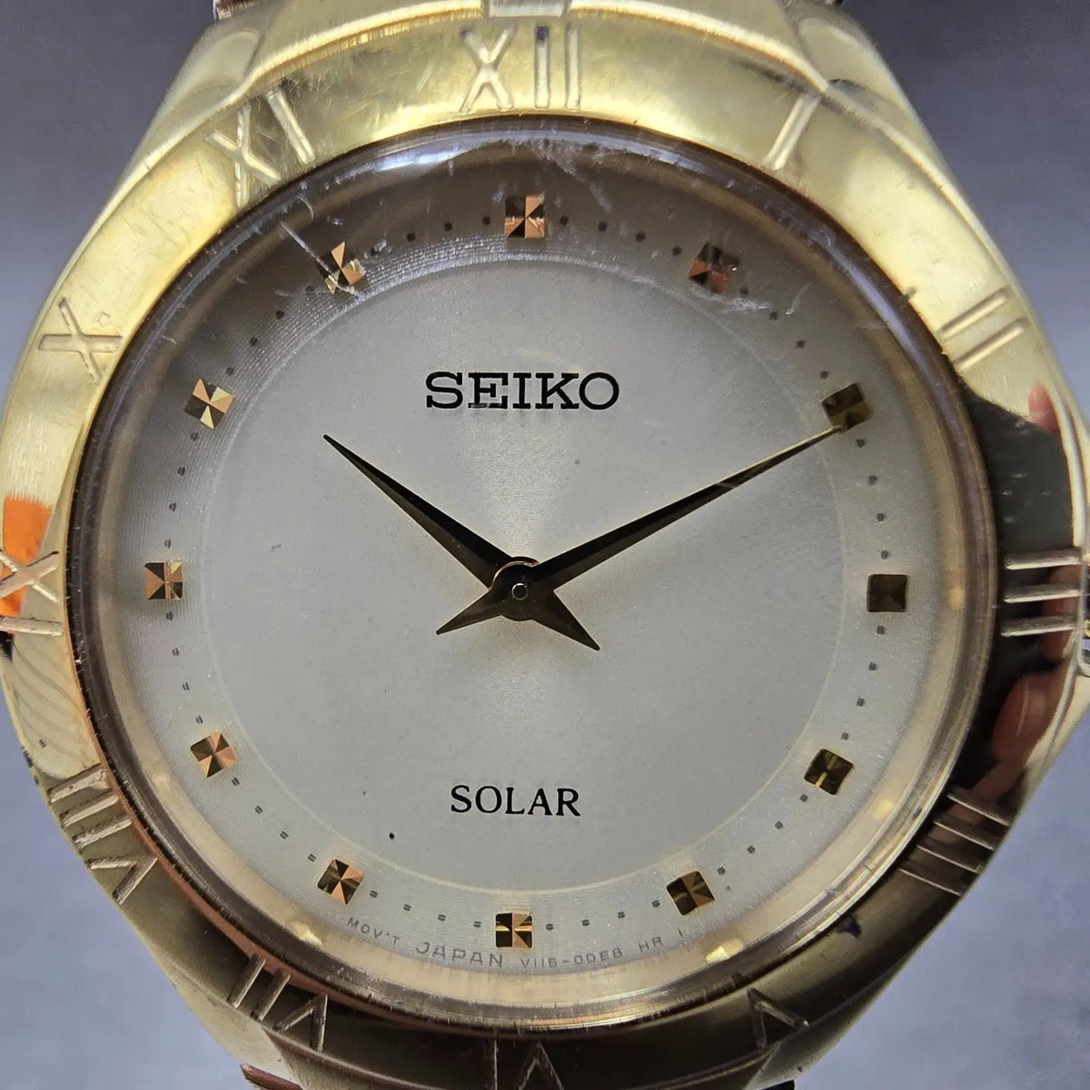 Seiko Solar Watch Women 30mm Cream Dial Gold Round V115-0BV0 Works Bracelet1