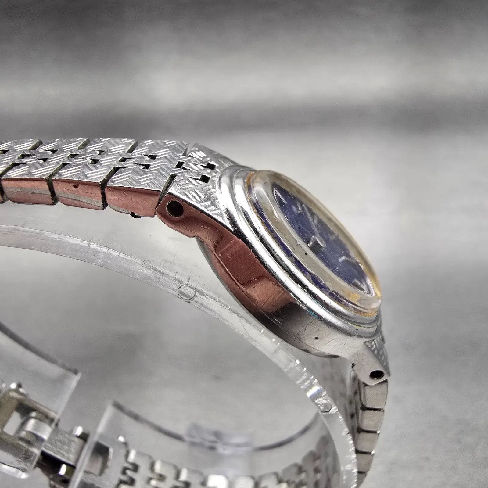 Seiko Watch Women 16mm Blue Dial Silver Tone Oval 1100-5319 Manual Runs VTG3