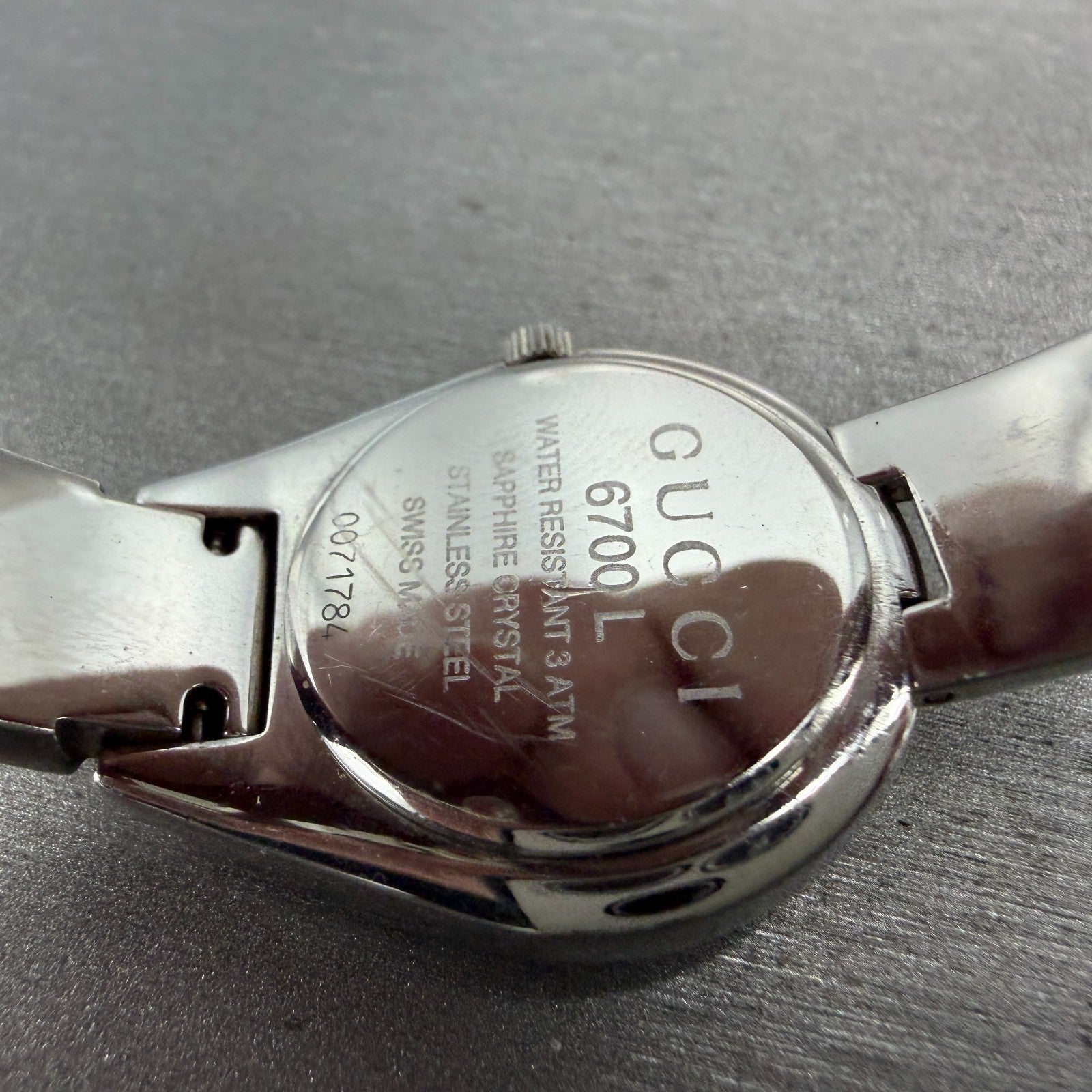 Gucci 6700L Watch Women 26mm Silver Dial Steel Case Round Bangle New Batt Mirror9