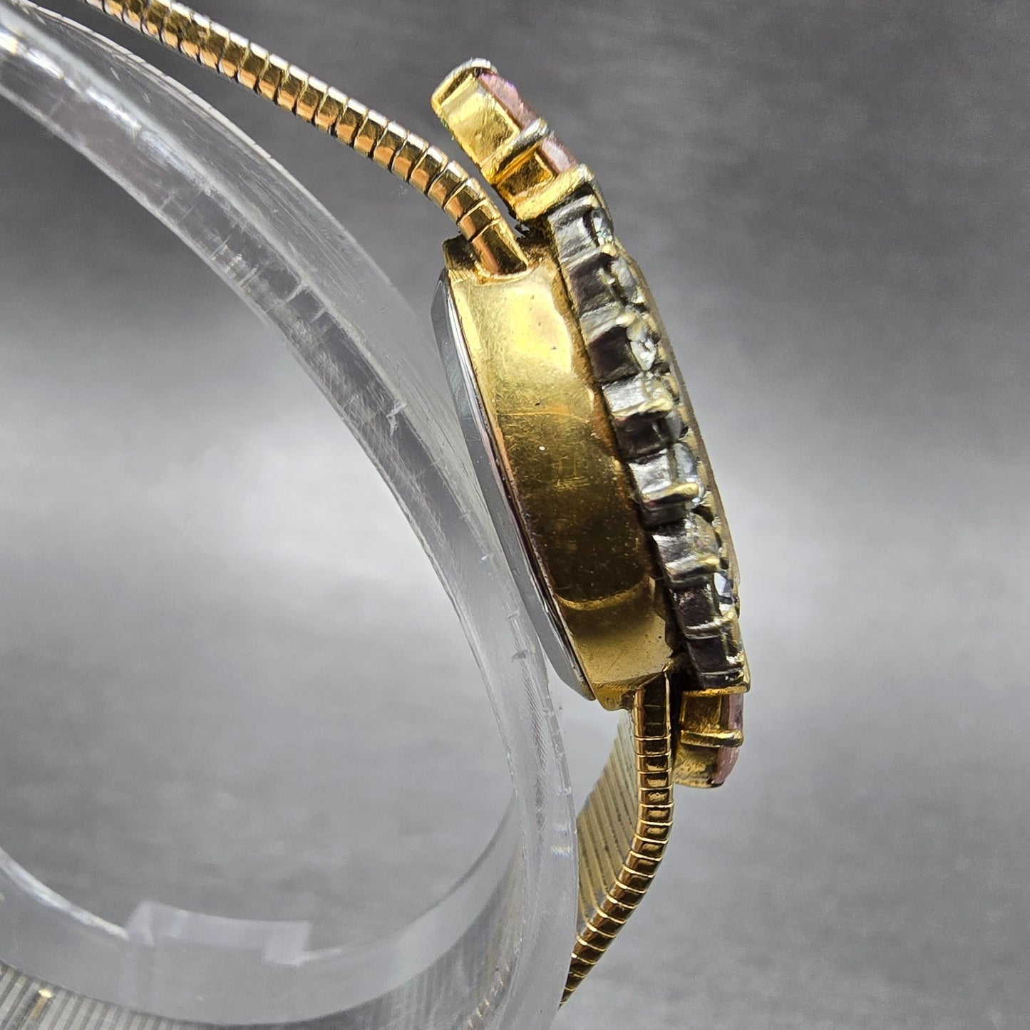 Elgin Watch Women 16mm Silver Dial Gold Tone Oval Crystal Accents New Battery3