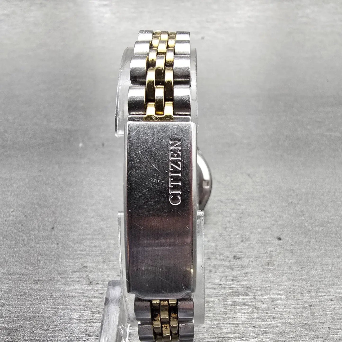 Citizen CQ Watch Women 25mm Champagne Dial Two Tone Daydate 1002-R15119 New Batt7
