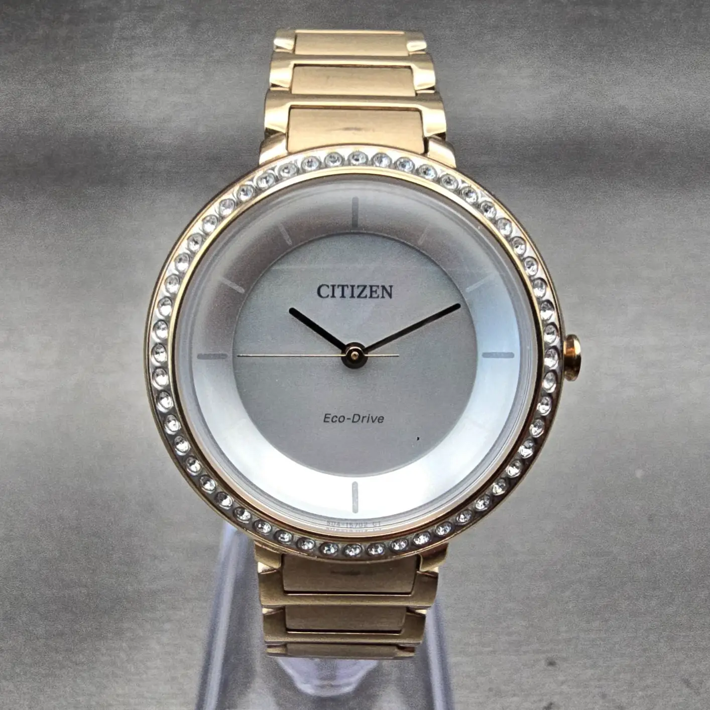 Citizen Eco-Drive Watch Women 30mm MOP Dial Gold Tone Gemmed E031-R007645 Works0