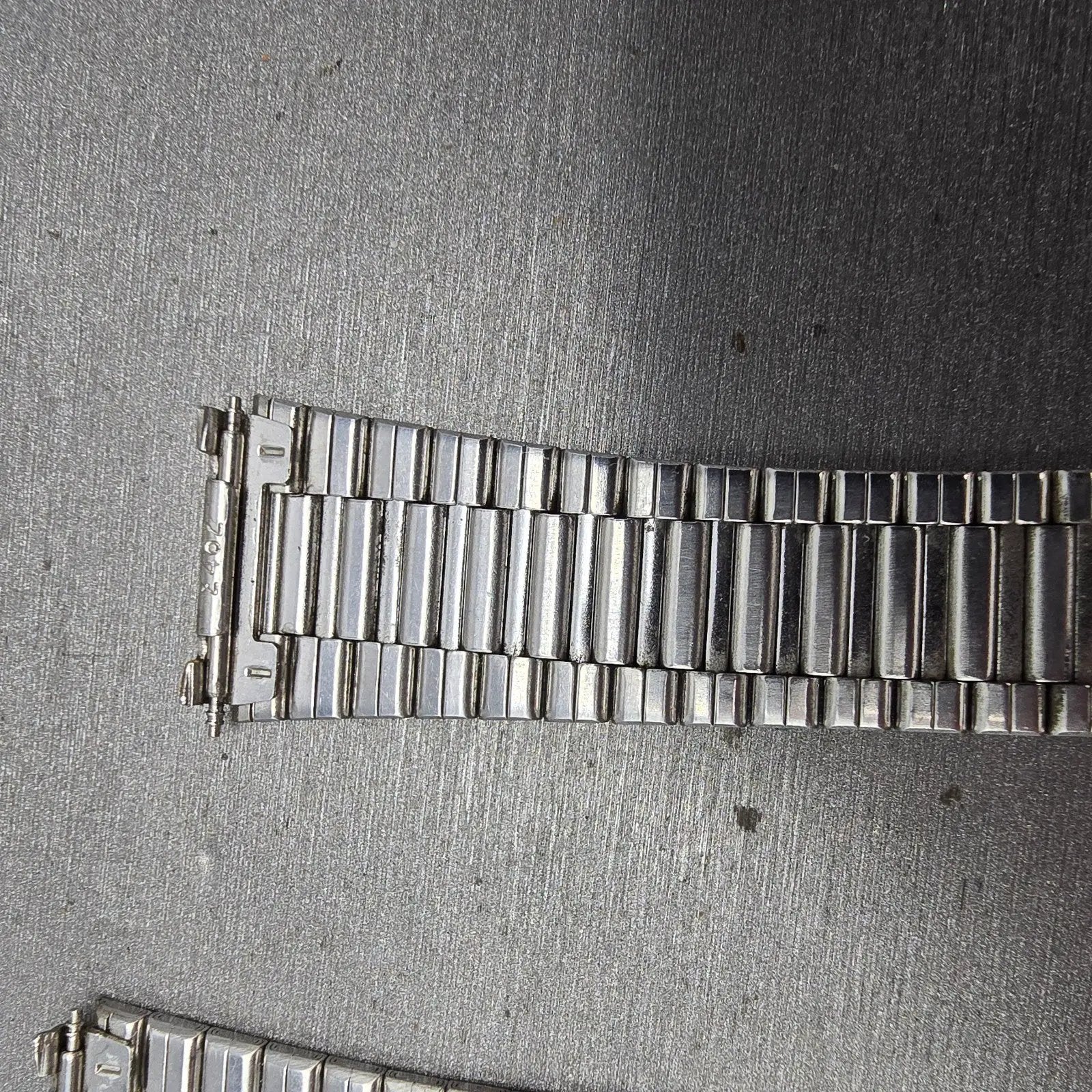 Seiko Bracelet 19mm Stainless Steel Gold Tone READ!!!!!!! Vintage Z46213