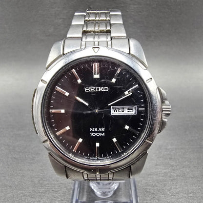 Seiko Solar Watch Men 39mm Black Dial Silver Tone Daydate Round V158-0AD0 Runs D0
