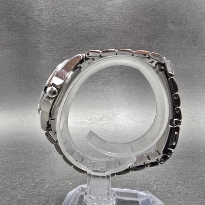 Bulova Heart Watch Women 30mm MOP Dial Silver Tone Round 96L237 New Battery6