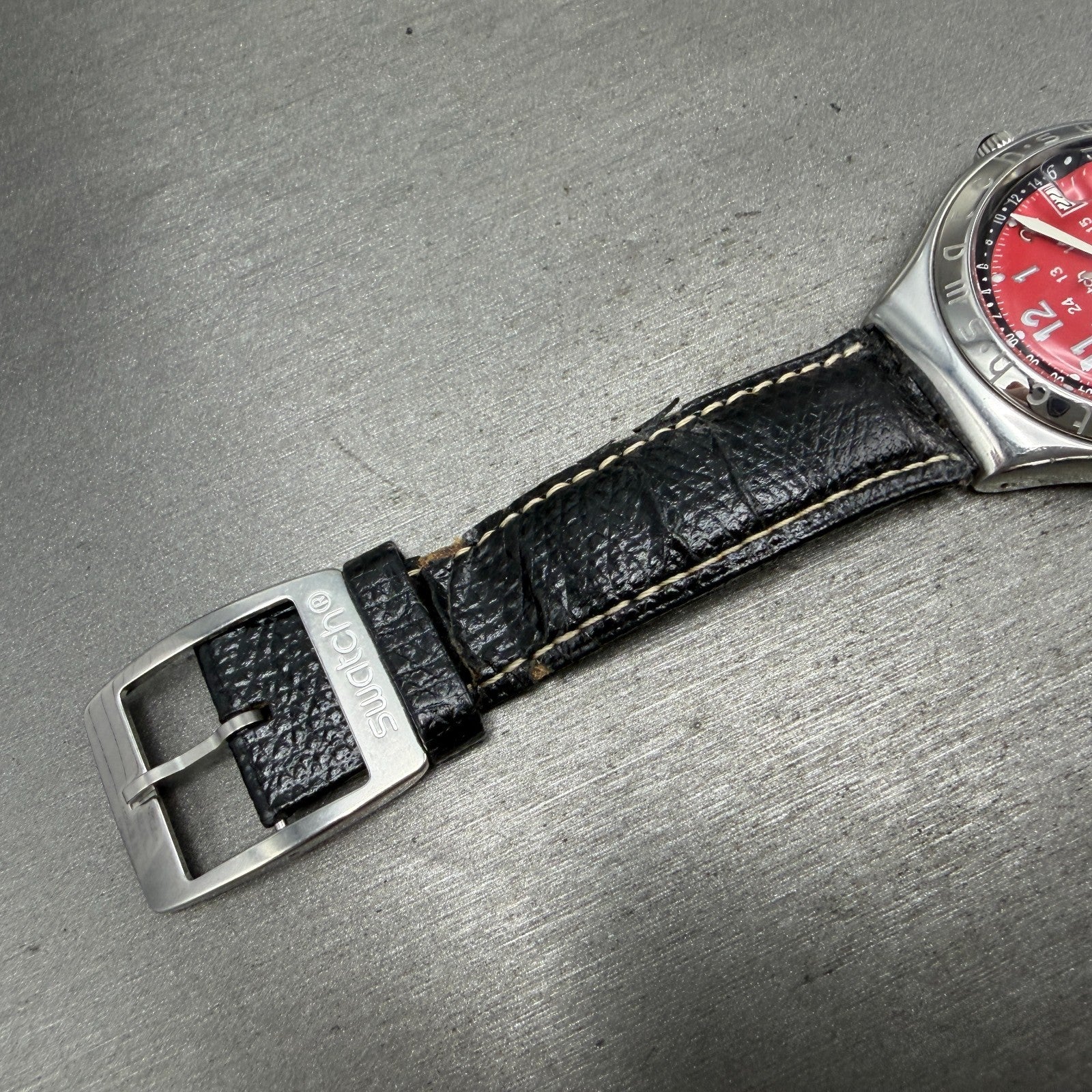 Swatch Irony Happy Joe Red Watch Men 38mm Red Dial Steel Date Round New Battery6