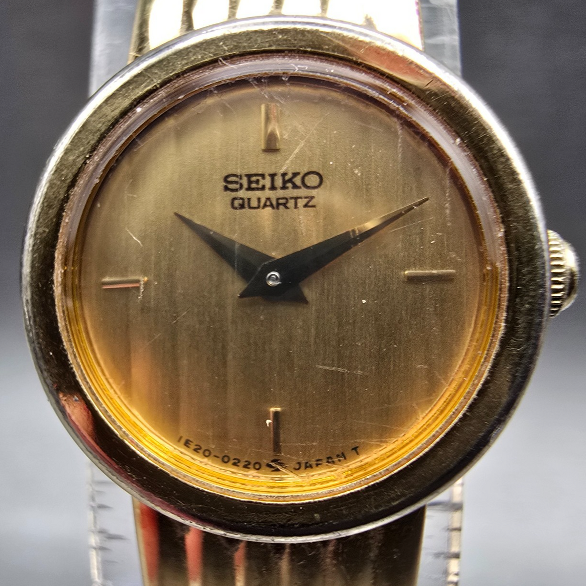 Seiko Watch Women 17mm Gold Dial Gold Tone Round 1E20-0069 New Battery Vintage1