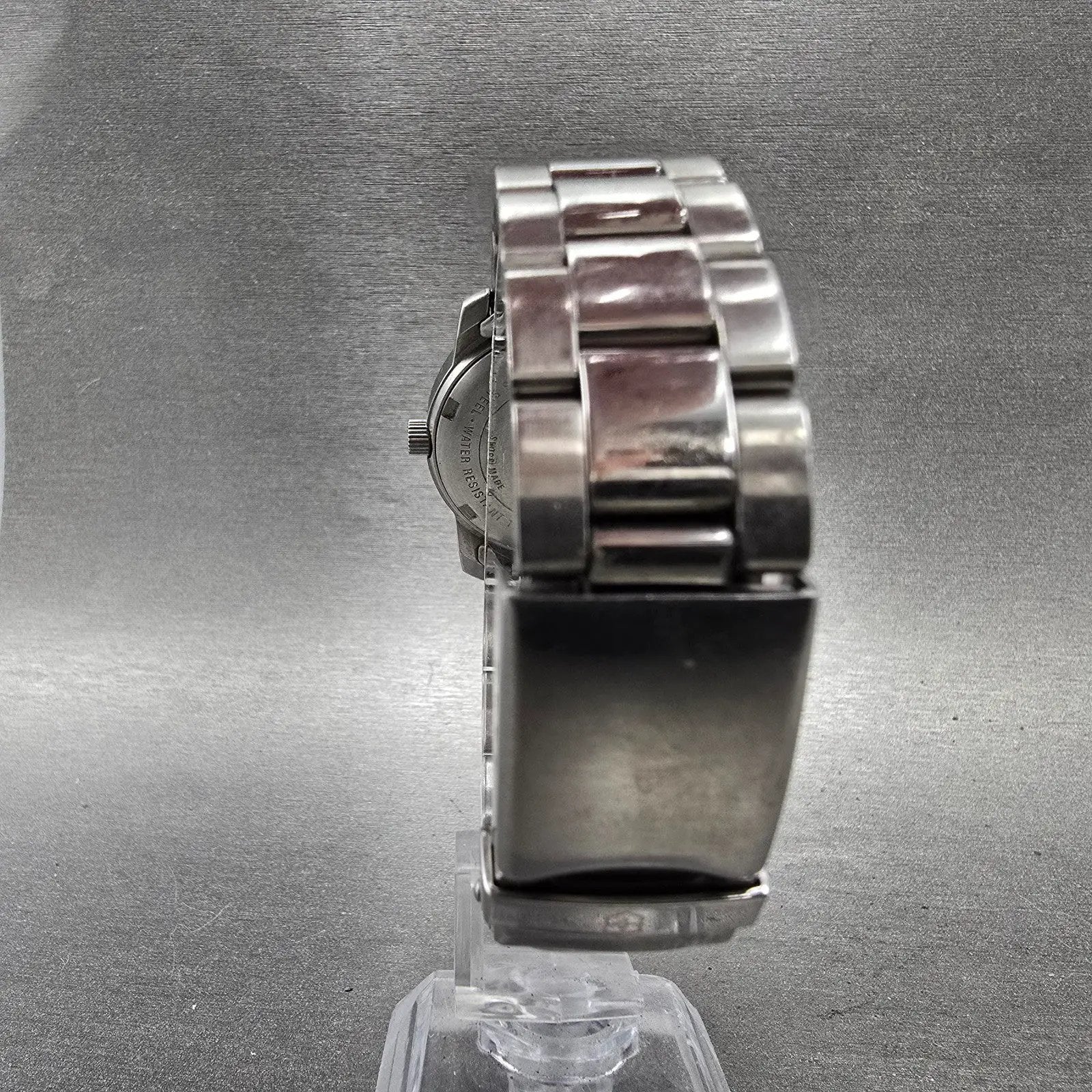 Victorinox Swiss Army Watch Women 30mm Blue Silver Tone Date Round PARTS9