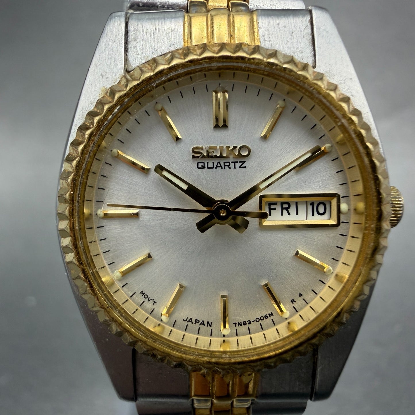 Seiko Watch Women 25mm White Dial Two Tone Daydate Round 7n83-0041 New Batt N9H1