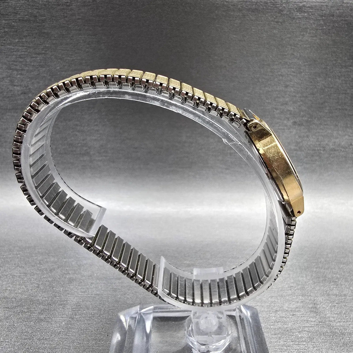 Seiko Watch Women 23mm Silver Dial Gold Tone Round 2320-0060 New Battery Vintage8