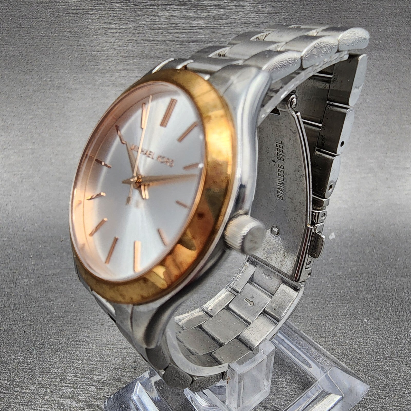 Michael Kors Runway Slim Watch Women 34mm mm Silver Dial Two Tone New Battery2