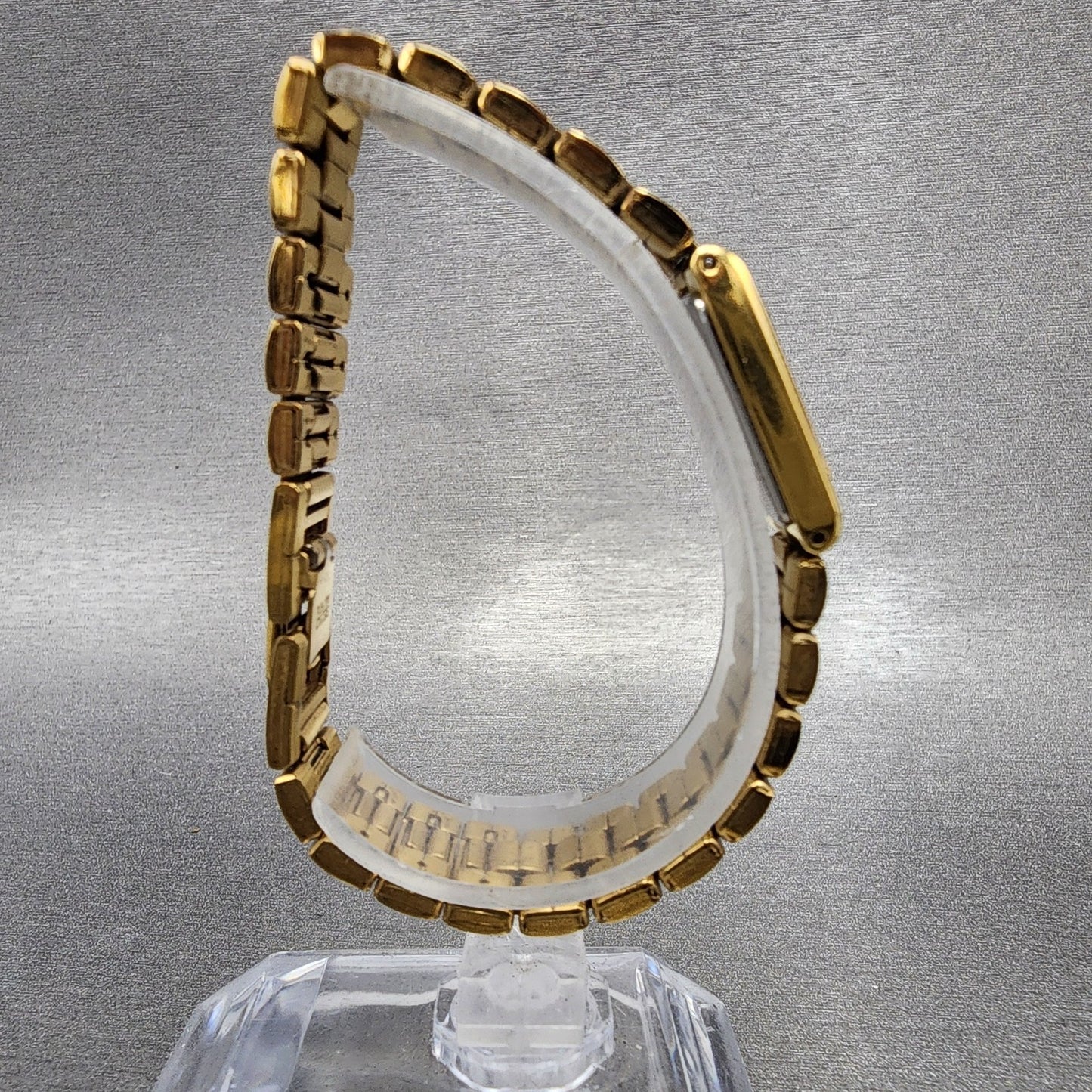 Seiko Tank Watch Women 14mm Black Dial Gold Tone Rectangle 1F205D20 New Battery8