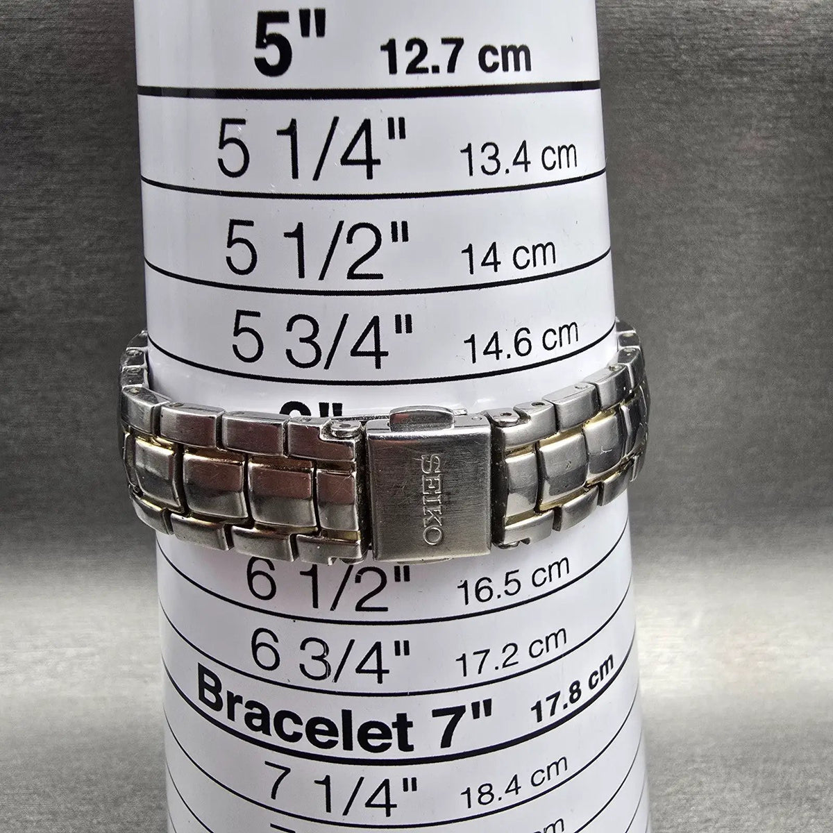 Seiko Coutura Watch Women 26mm MOP Dial Two Tone Date Diamond 7N82-0CG0 NewBat L9