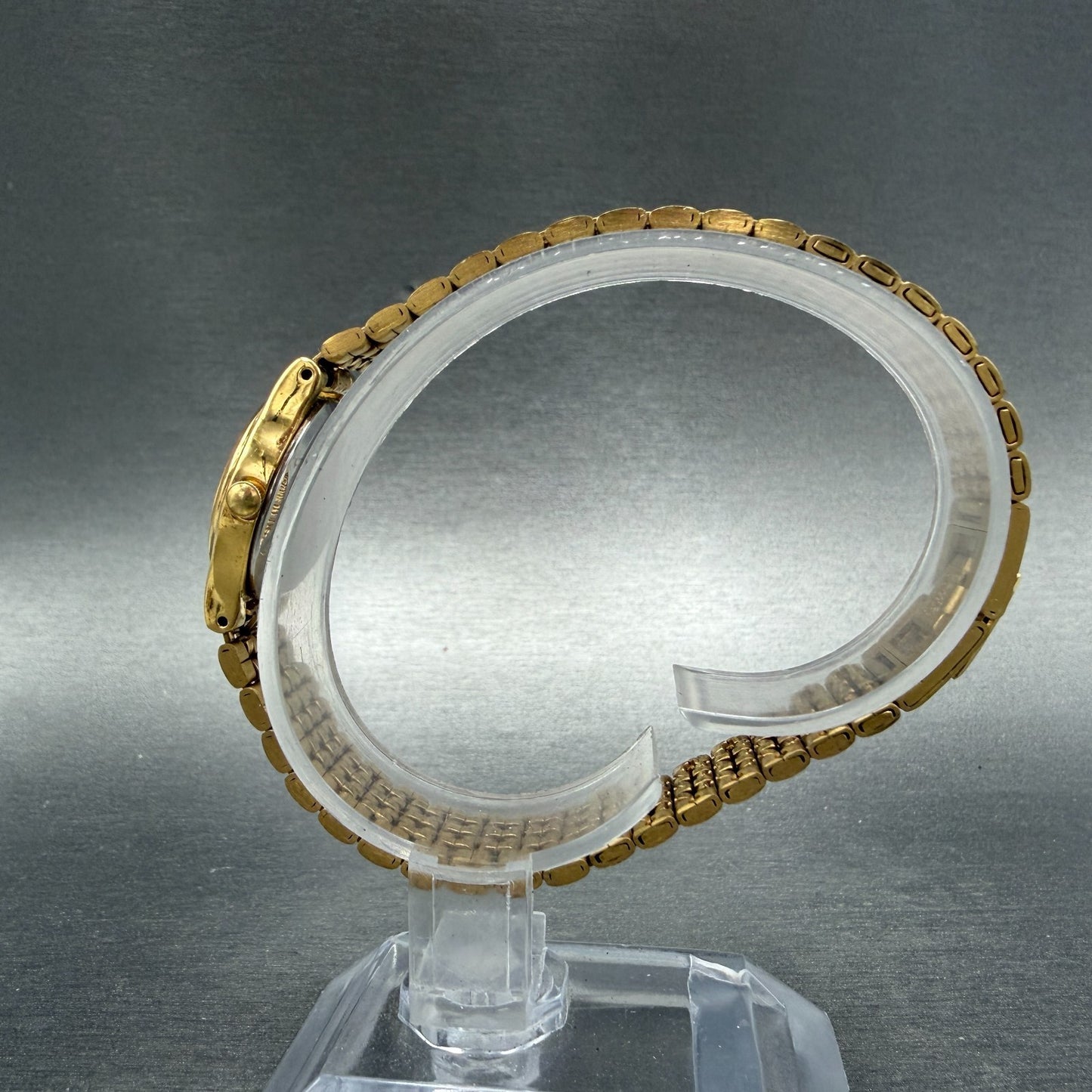 Seiko Watch Women 18mm Gold Dial Gold Tone Oval Vinatge V401-5109 New Battery HB6