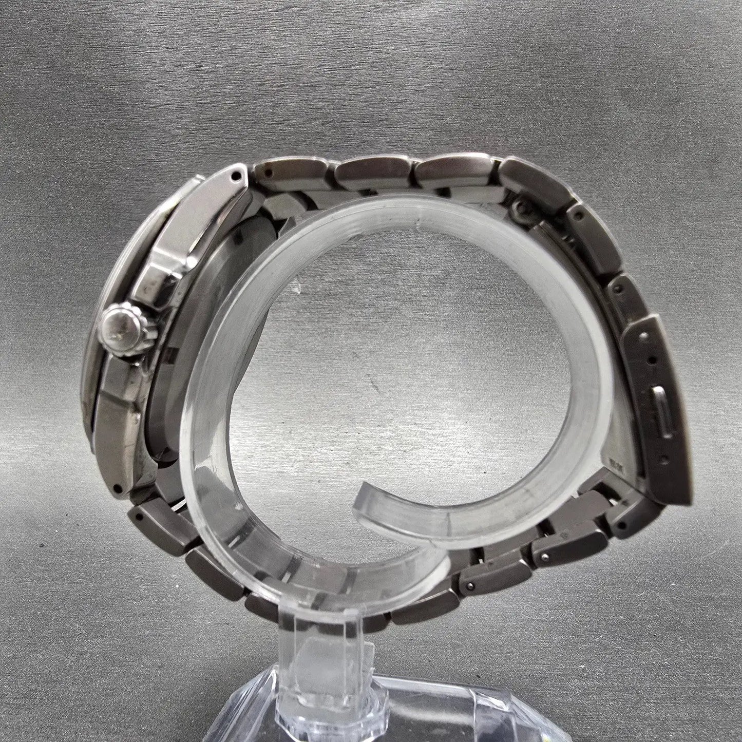 Citizen Eco-Drive Watch Men 43mm Blue Dial Titanium Date E111-S078369 Runs6