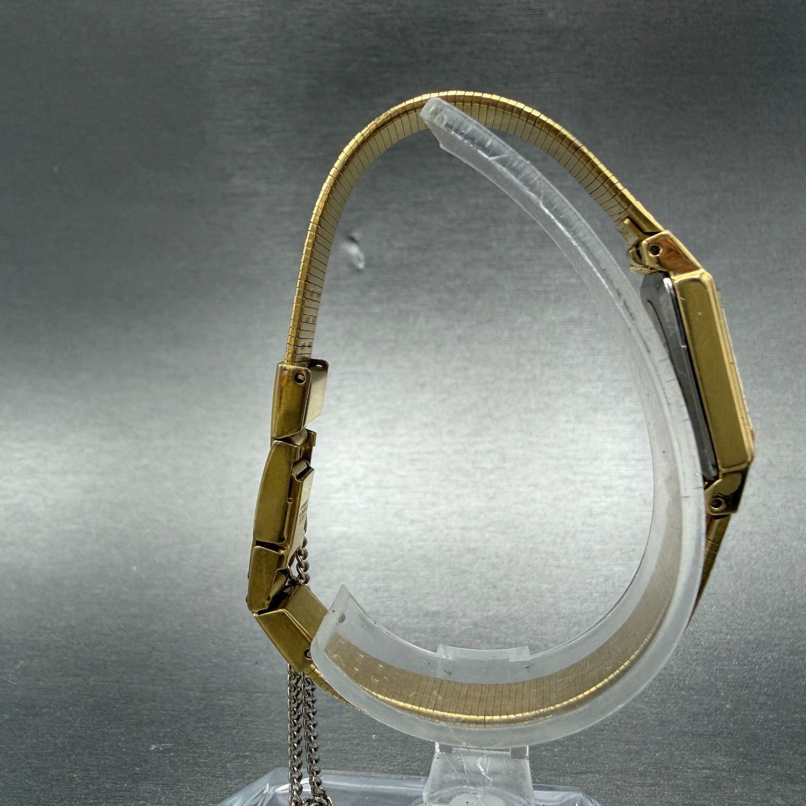 Seiko Tank Watch Women 12mm Champagne Dial Gold Tone 2e20-6479 New Battery ABGH8