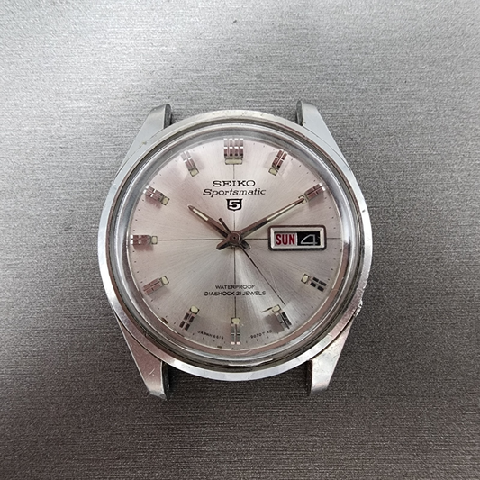 Seiko Sportsmatic 5 Watch Men 39mm Silver Dial Silver Tone Daydate 6119-9010 Run