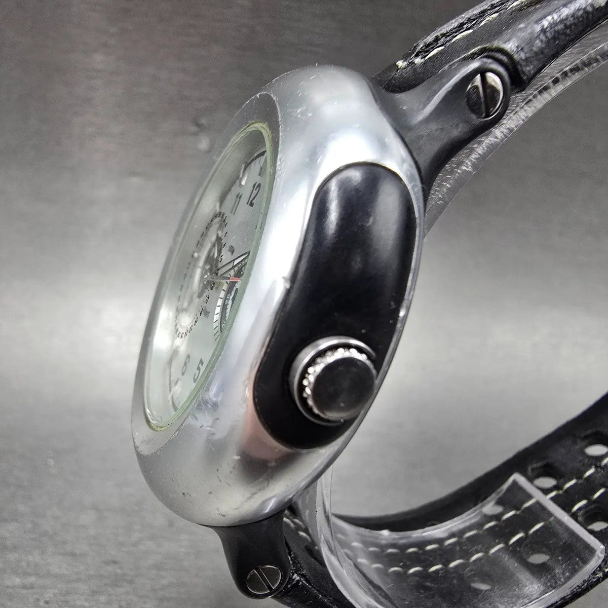 Nike Oregon Watch Men 45mm Silver Dial Aluminum Daydate Round WA0050 New Battery3