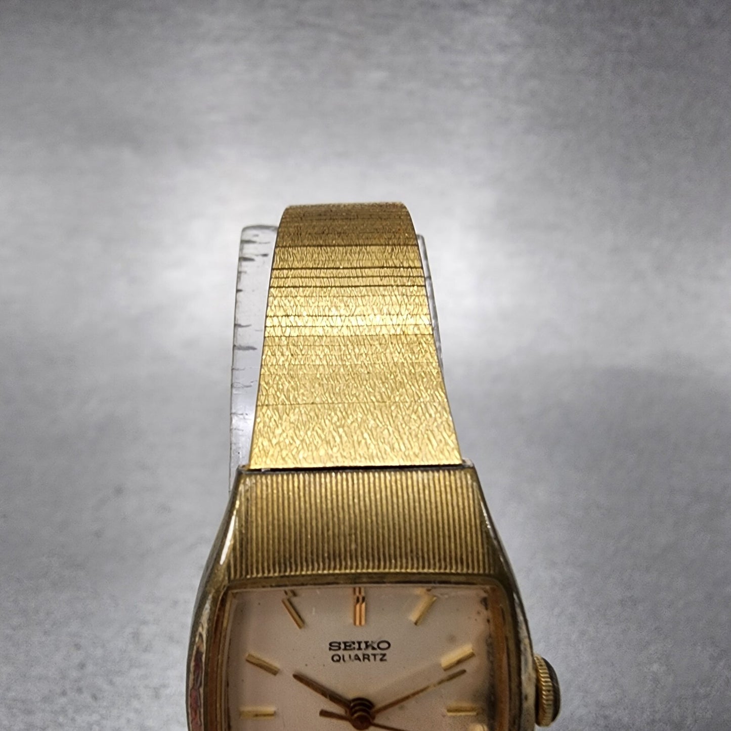 Seiko Watch Women 20mm White Dial Gold Tone Rectangle 26215120 New Battery4