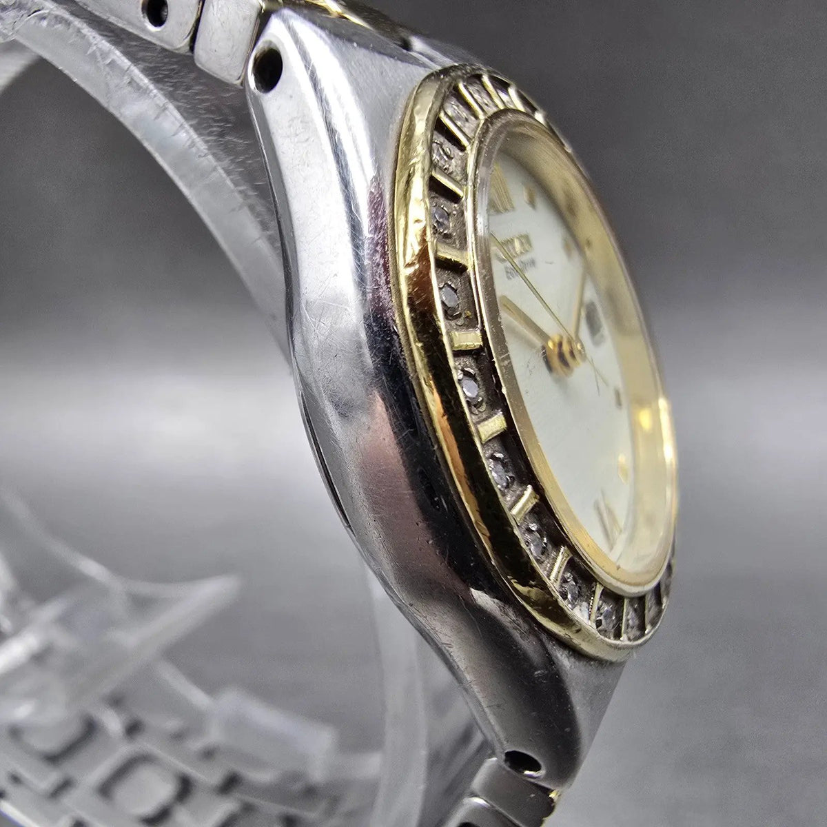 Citizen Eco-Drive Watch Women 25mm White Dial Two Tone Date Diamond Bezel Works3