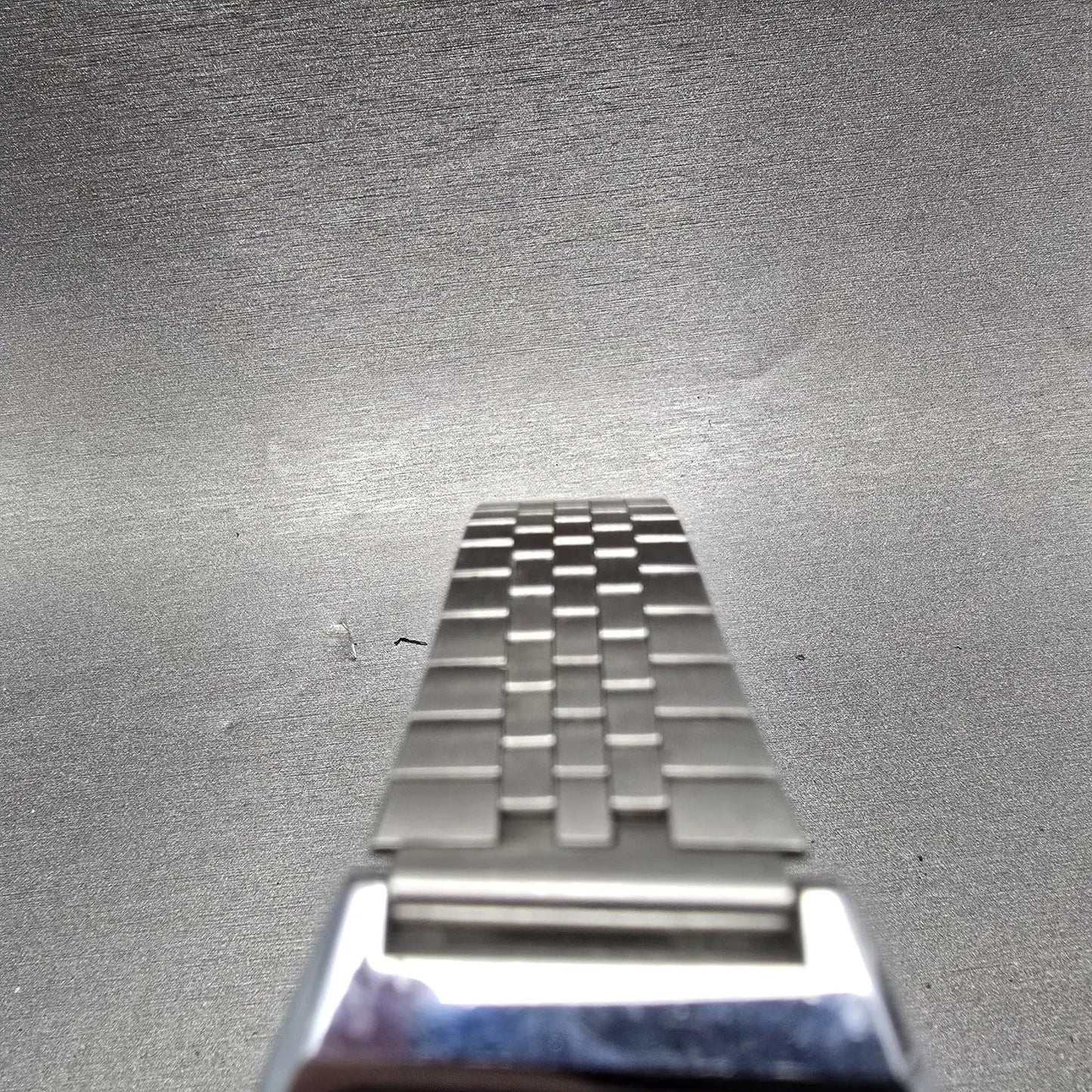 48519409
