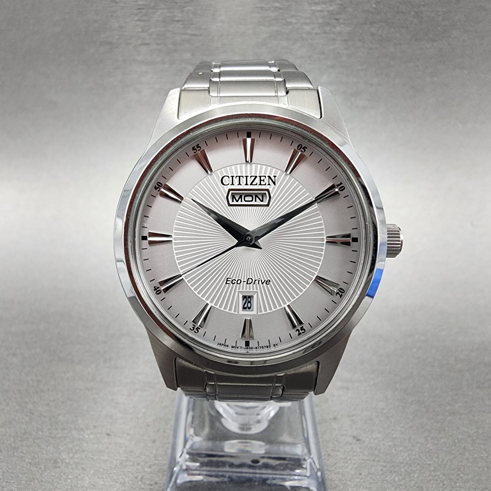 Citizen EcoDrive Watch Men 40mm White Dial Steel Daydate Round AW010051A0