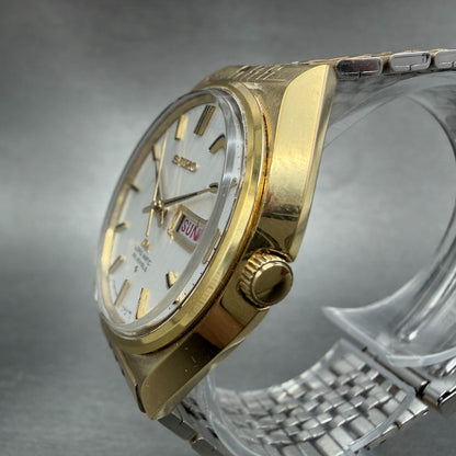 Seiko Lord Matic Watch Men 36mm Silver Dial Gold Tone Daydate 5606-7010 Runs2