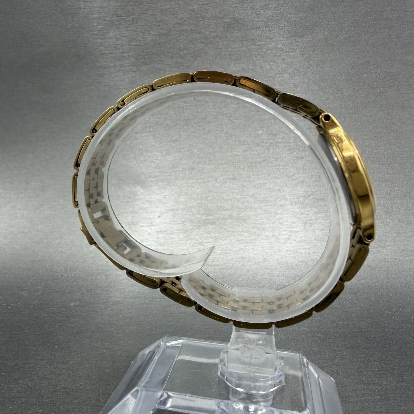 Seiko Watch Women 22mm White Dial Gold Tone Round 1n00-0a99 New Battery ABCD8