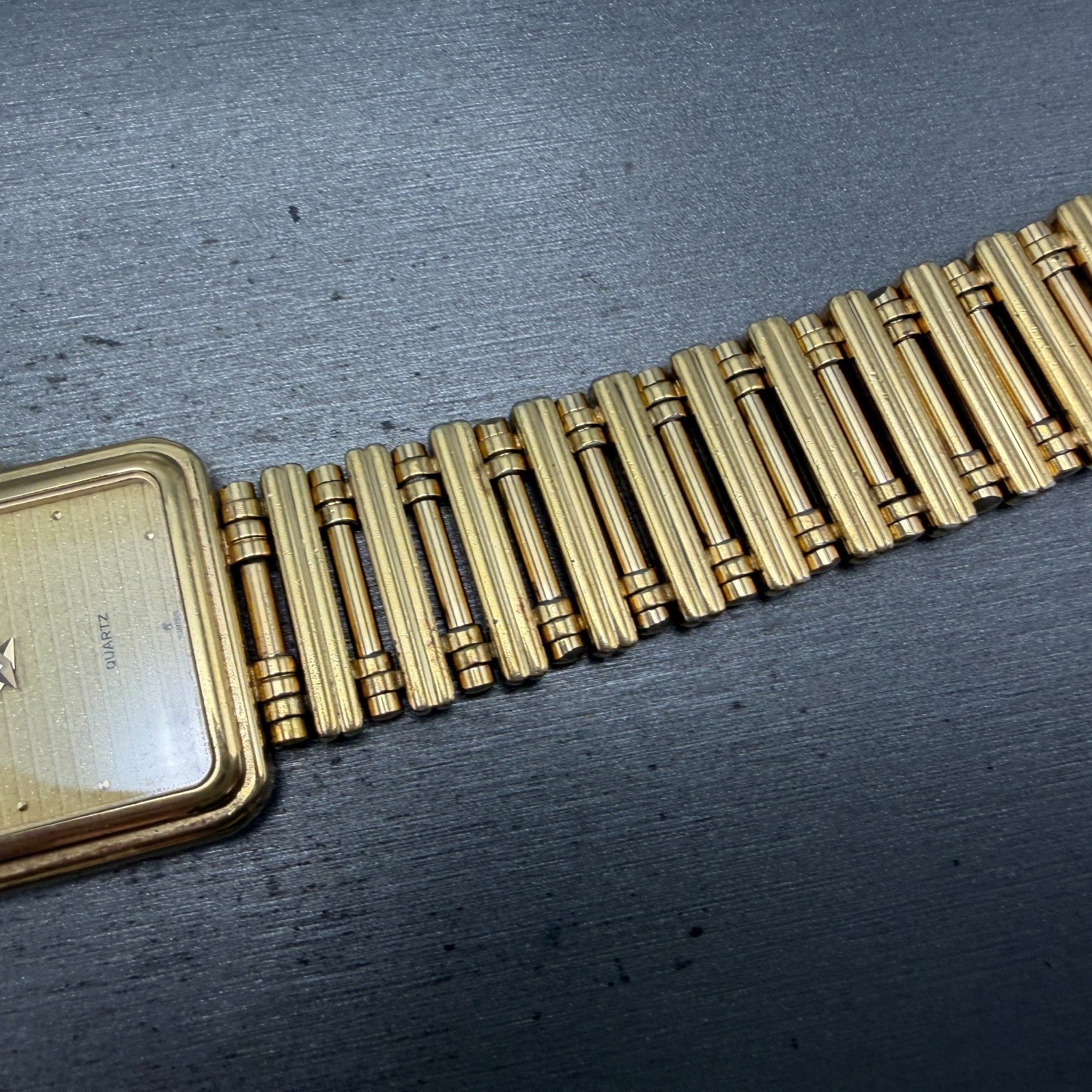 Raymond Weil Tank Watch Men 27mm Gold Dial Gold Plated Date 9983 READ!! New Batt8
