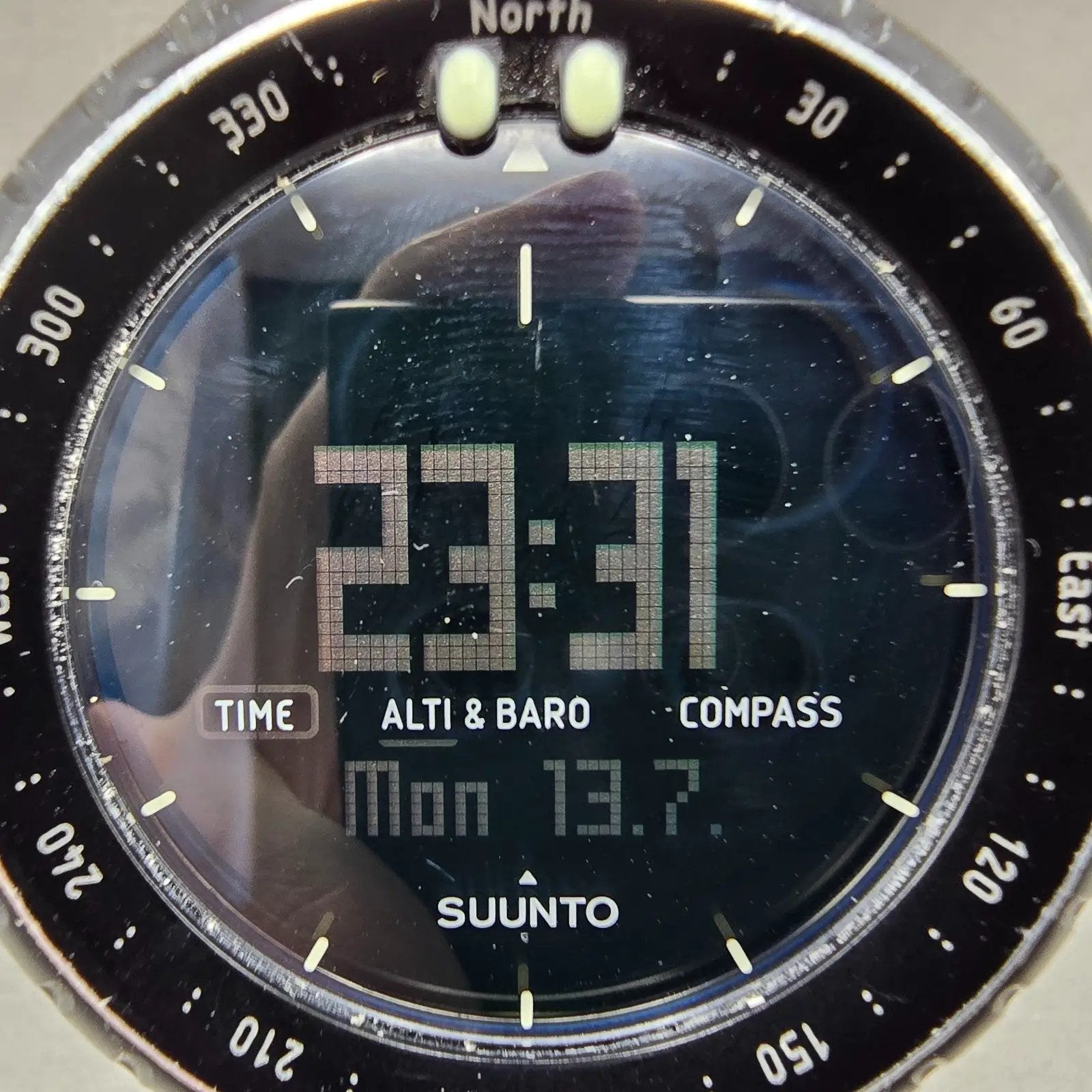 Suunto Core Watch Men 50mm Black Digital Altimeter Barometer Compass New Battery1