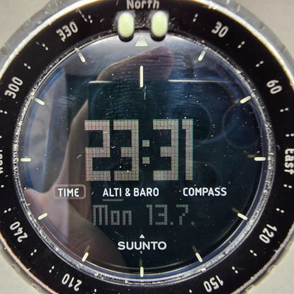 Suunto Core Watch Men 50mm Black Digital Altimeter Barometer Compass New Battery1