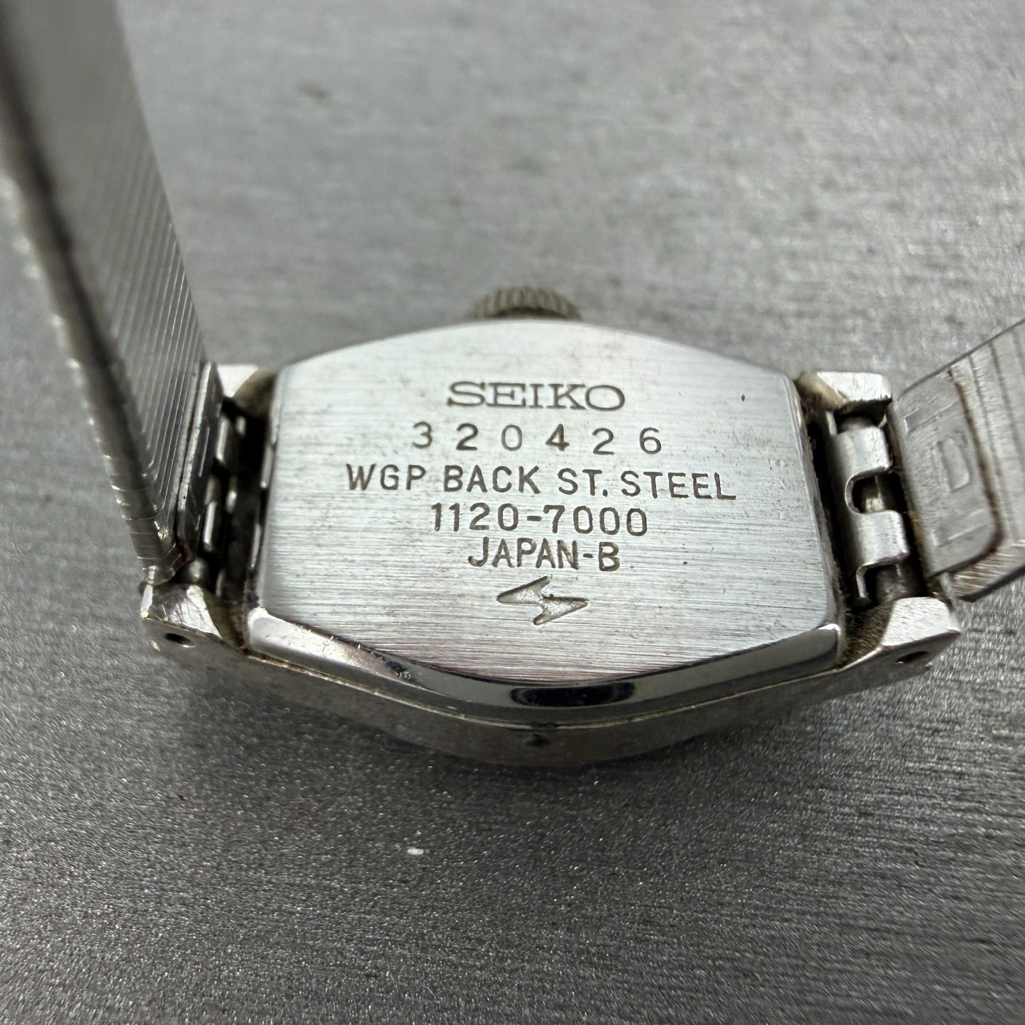 Seiko Watch Women 15mm Silver Dial Silver Tone Manual Oval 1120-7000 Runs VTG9