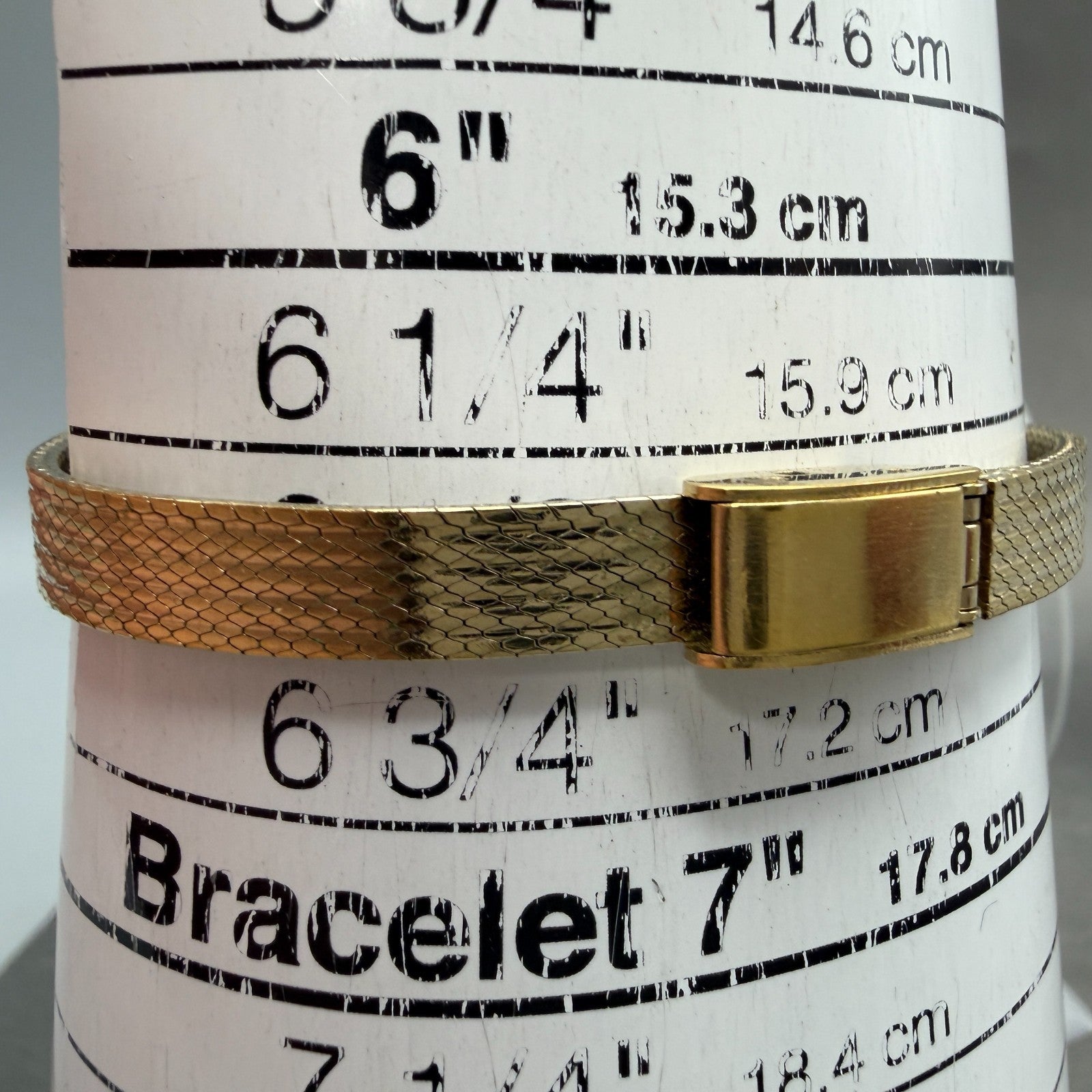 Armitron Deaville Watch Women 19mm Champagne Dial Gold Tone Oval New Battery10