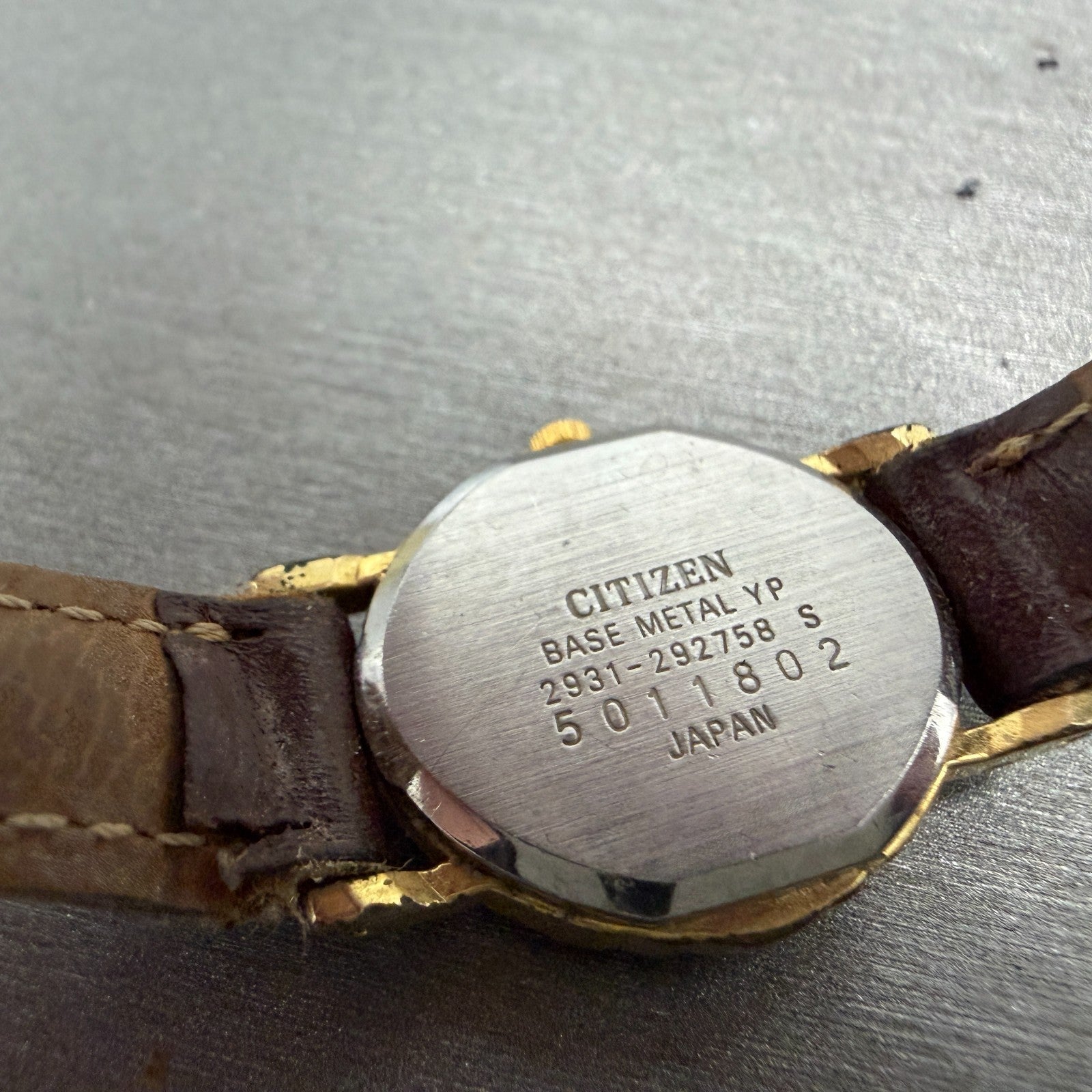 Citizen CQ Watch Women 19mm White Dial Gold Tone Oval 2931-292758 New Battery9