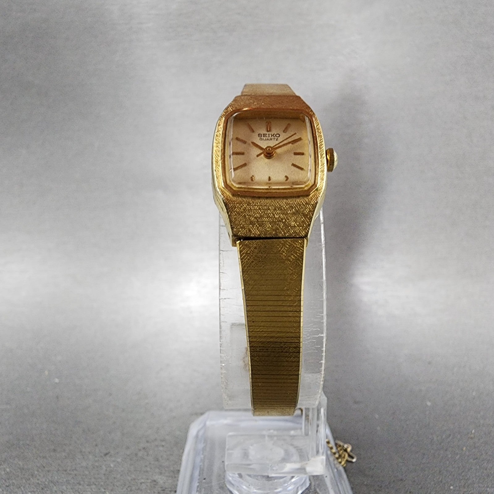 Seiko Watch Women 17mm Cream Dial Gold Tone Rectangle 54215029 New Battery5