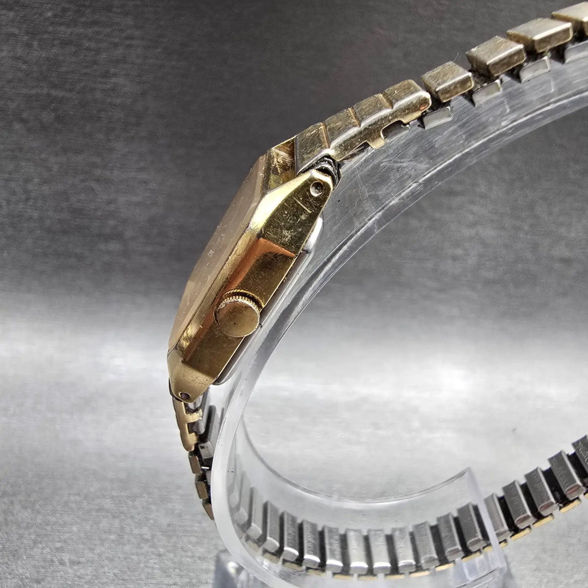 Seiko Watch Women 19mm Champagne Dial Gold Tone Rectangle 5421-5110 New Batt JP72