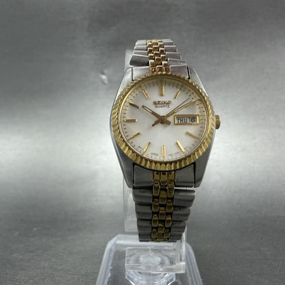Seiko Watch Women 25mm White Dial Two Tone Daydate Round 7n83-0041 New Batt N6R5