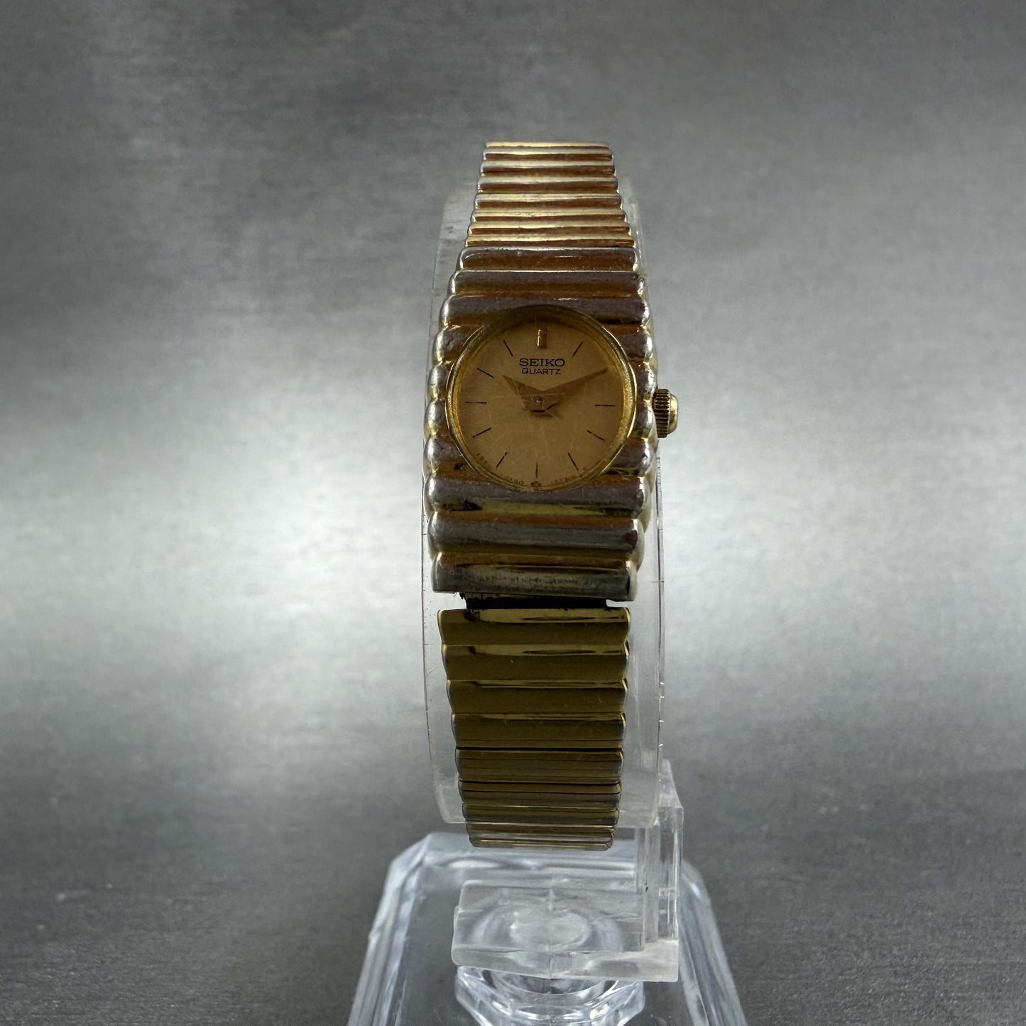 Seiko Watch Women 14mm Champagne Dial Gold Tone Rectangle 1E20-5099 New Battery5