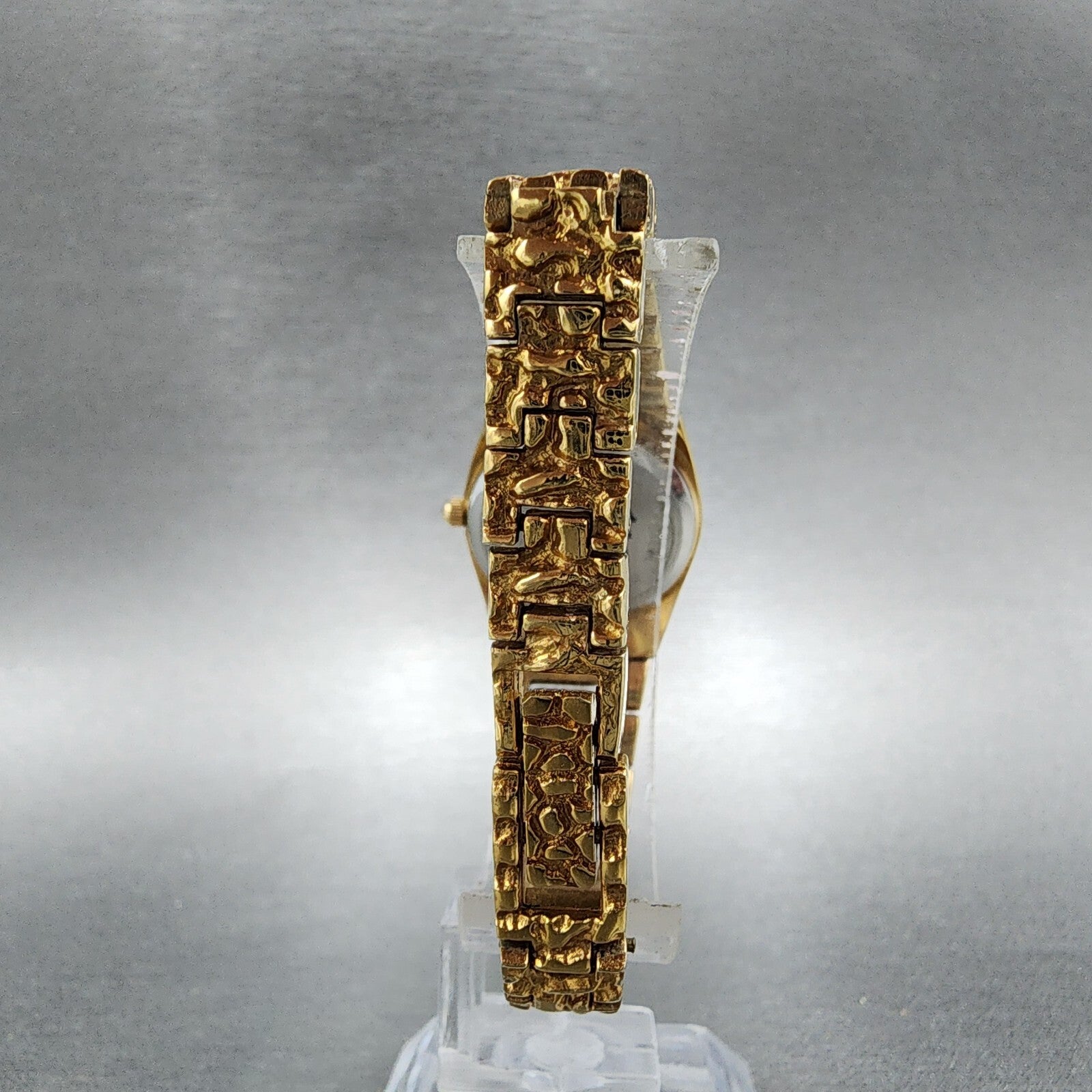 Benrus Gold Nugget Watch Women 23mm Black Dial Gold Tone Round New Battery7