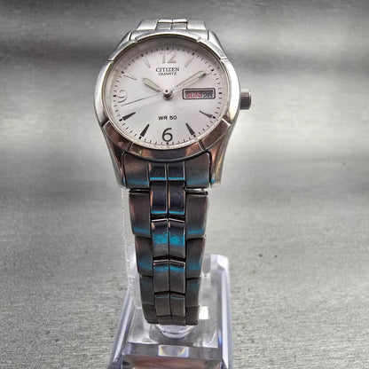 Citizen Watch Women 25mm Silver Dial Silver Tone Daydate 1002-S047439 New Batt5