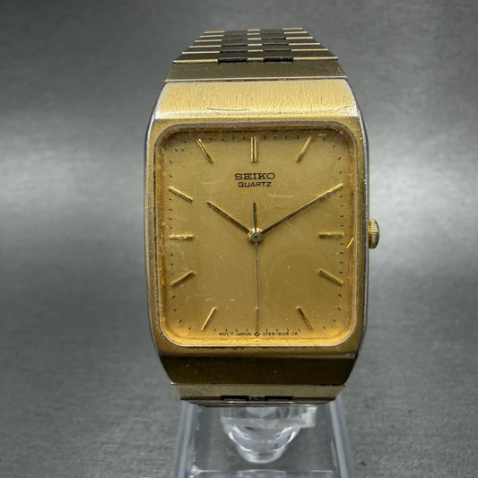Seiko Tank Watch Men 26mm Champagne Dial Gold Tone Rectangle 5Y955009 New Batt0