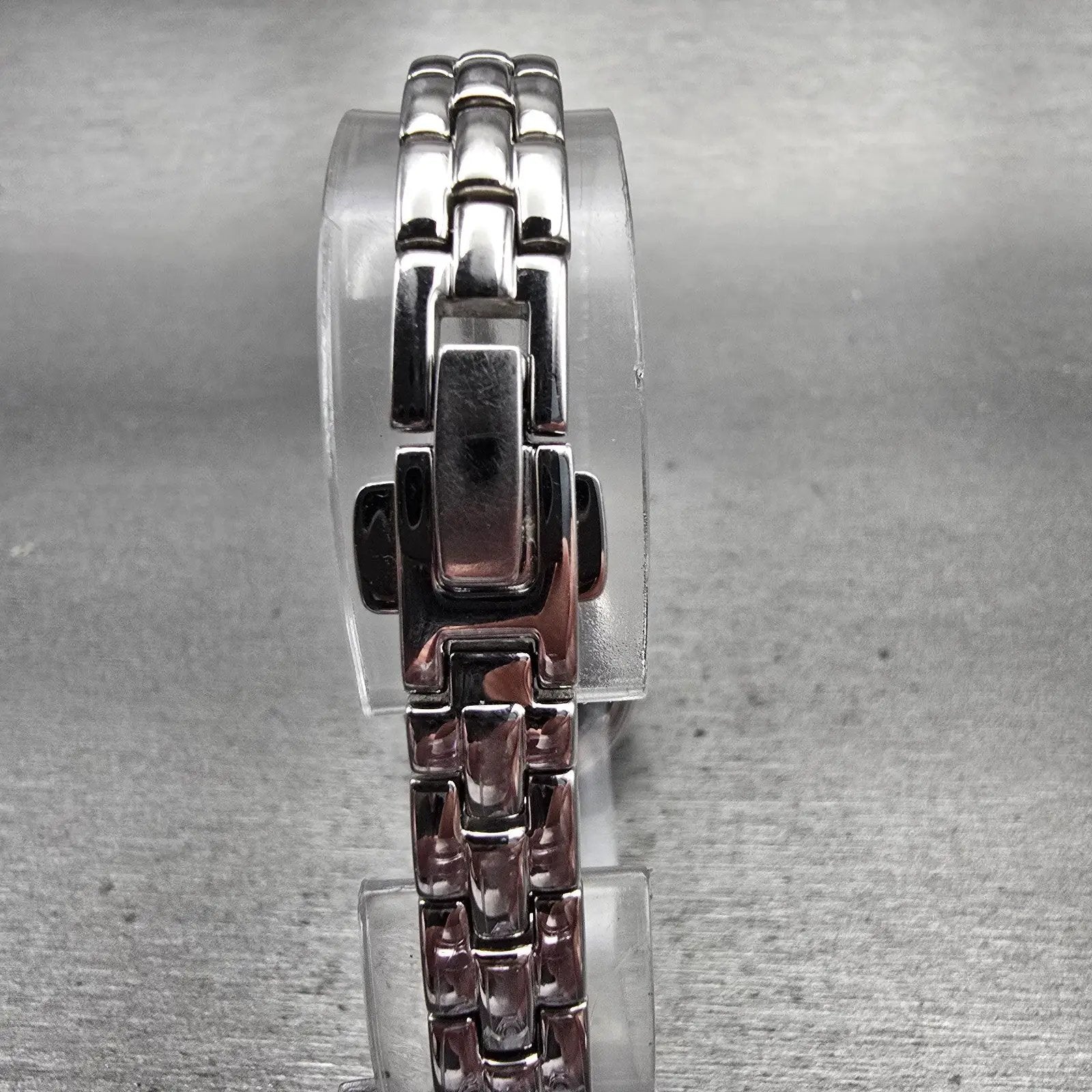 Citizen Eco-Drive Watch Women 23mm Black Dial Silver Tone B023-S100526 Works7